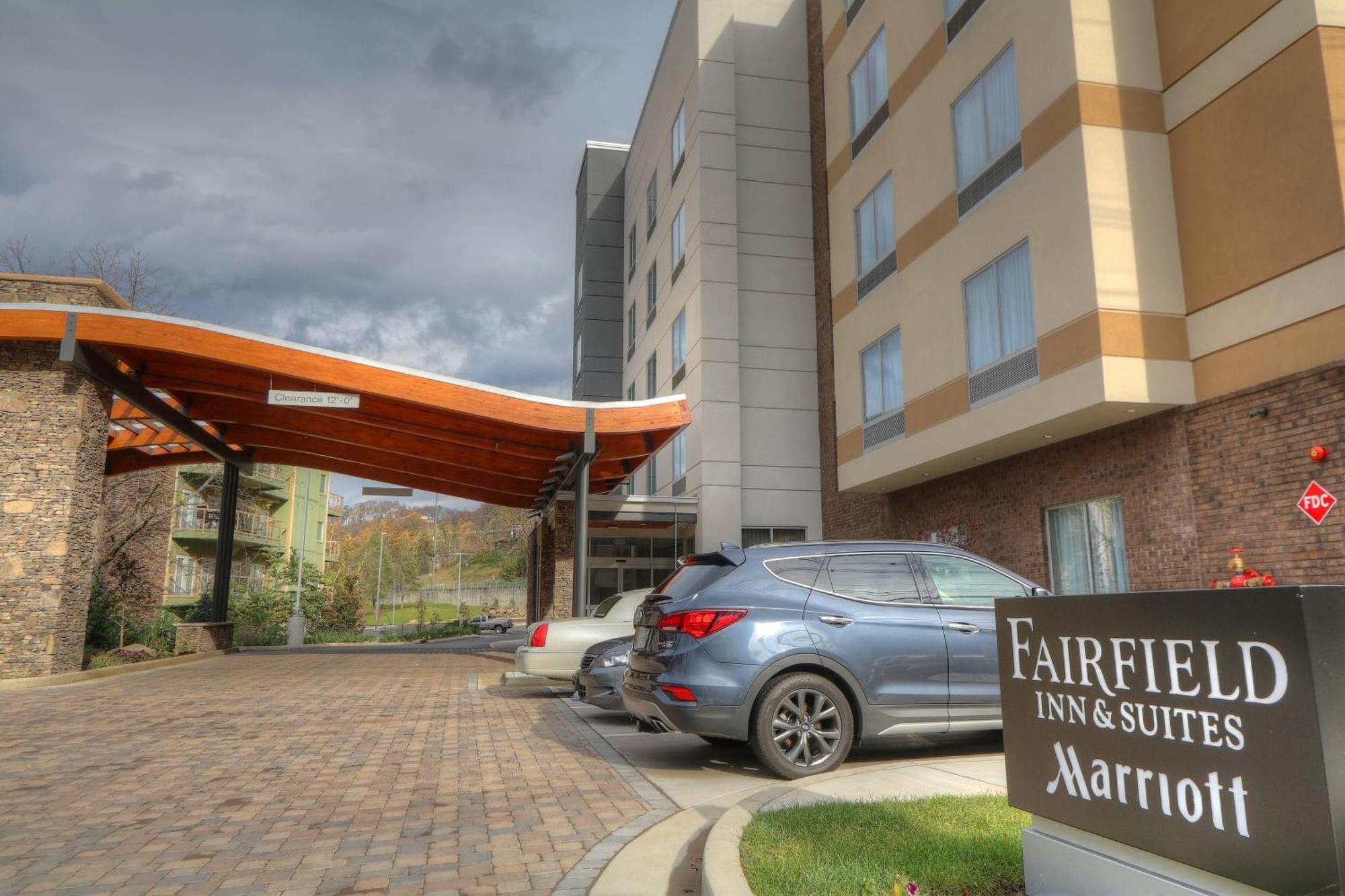 Fairfield Inn & Suites By Marriott Gatlinburg Downtown מראה חיצוני תמונה