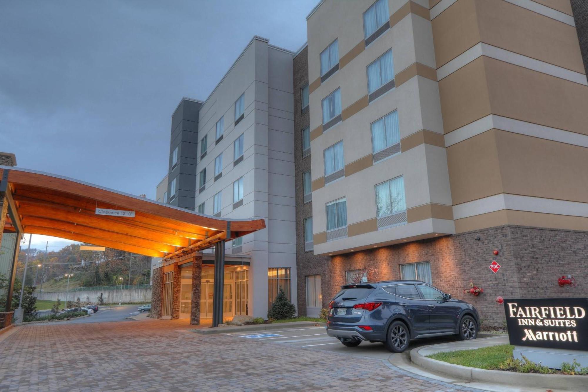 Fairfield Inn & Suites By Marriott Gatlinburg Downtown מראה חיצוני תמונה